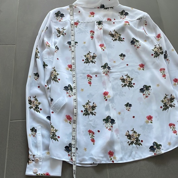 Ted Baker lady bug & berries print blouse NWT - Picture 11 of 15